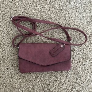 Denver Hayes Cross Body Purse